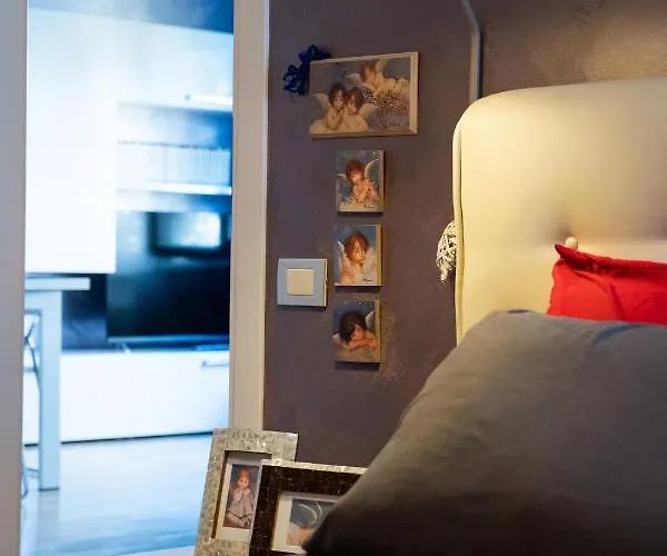 A Modena, Comodo A Tutti I Servizi Διαμέρισμα *