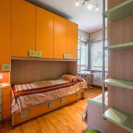 Appartement A Modena, Comodo A Tutti I Servizi